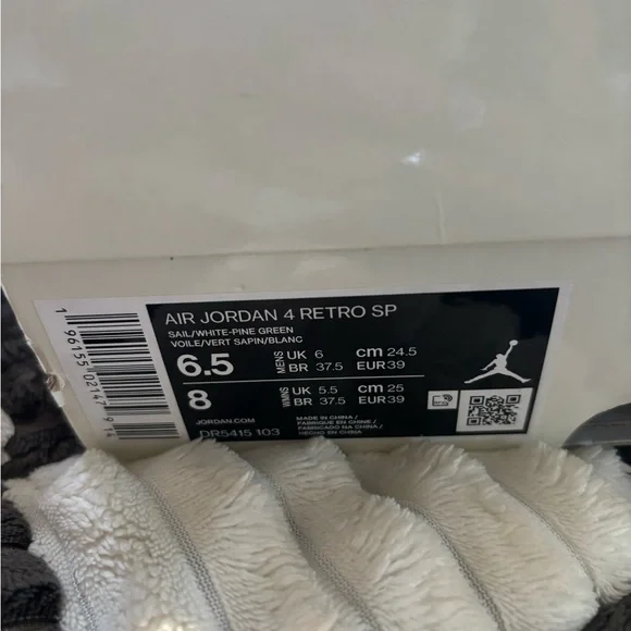 Jordan 4 Retro SB Pine green - Picture 6 of 6